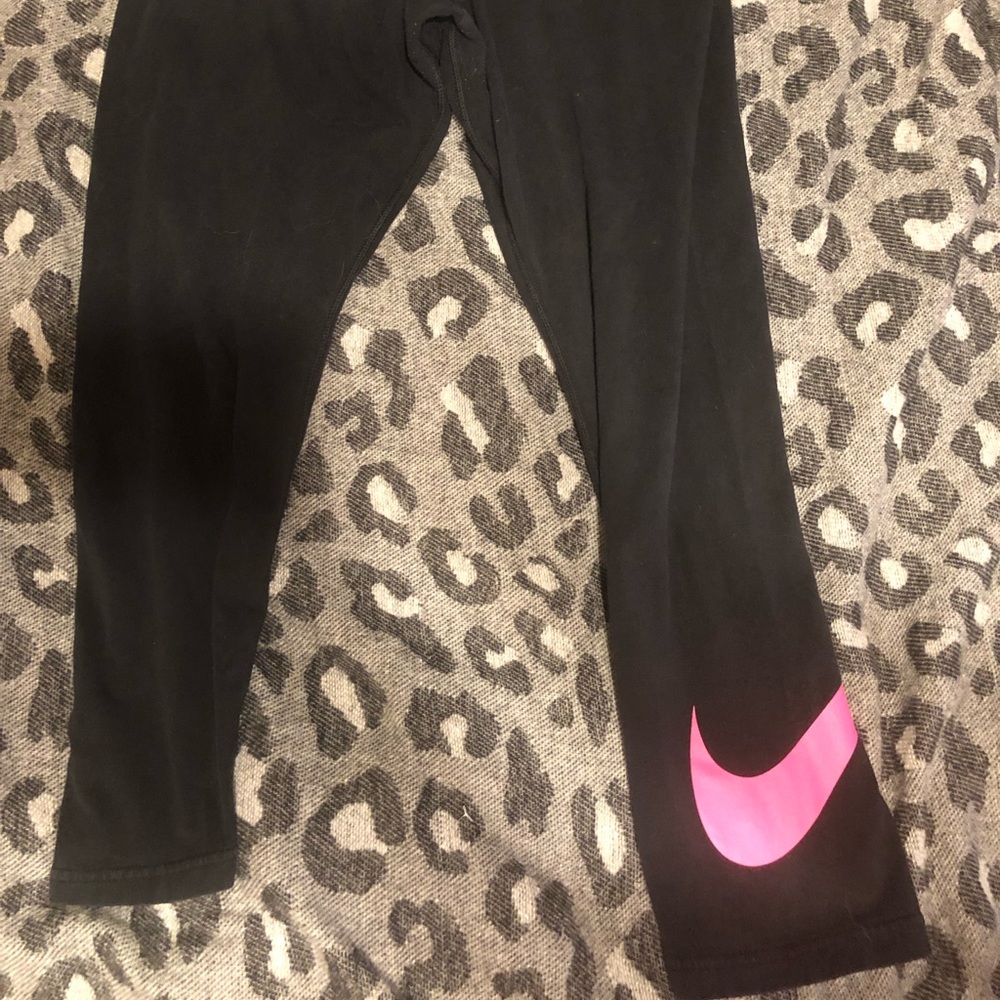 Nike Capri